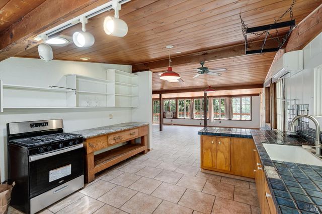 298 E Agua Caliente Rd, Sonoma, CA 95476