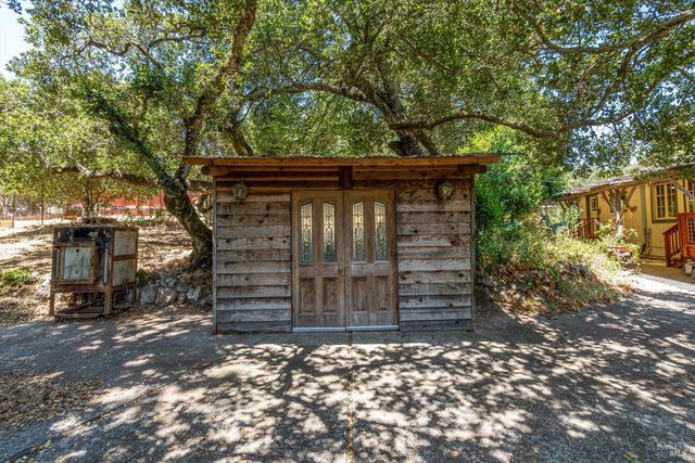 298 E Agua Caliente Rd, Sonoma, CA 95476