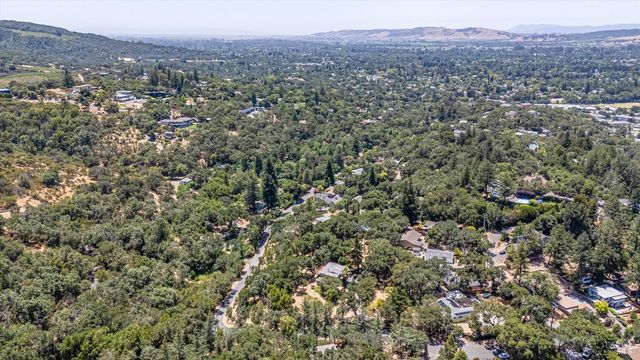 298 E Agua Caliente Rd, Sonoma, CA 95476