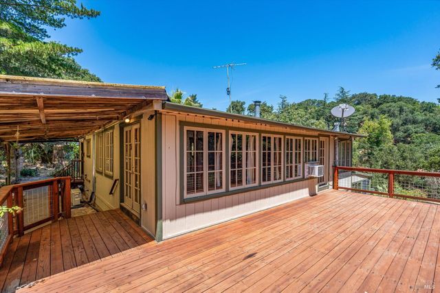 298 E Agua Caliente Rd, Sonoma, CA 95476