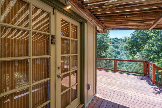 298 E Agua Caliente Rd, Sonoma, CA 95476