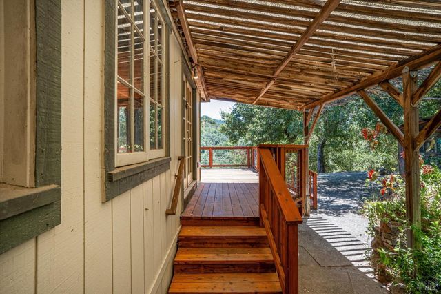 298 E Agua Caliente Rd, Sonoma, CA 95476