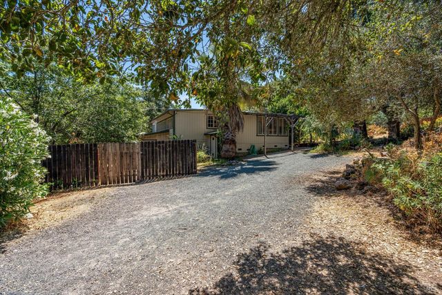 298 E Agua Caliente Rd, Sonoma, CA 95476
