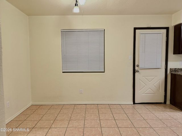3213 Neptune Drive, Las Cruces, NM 88012