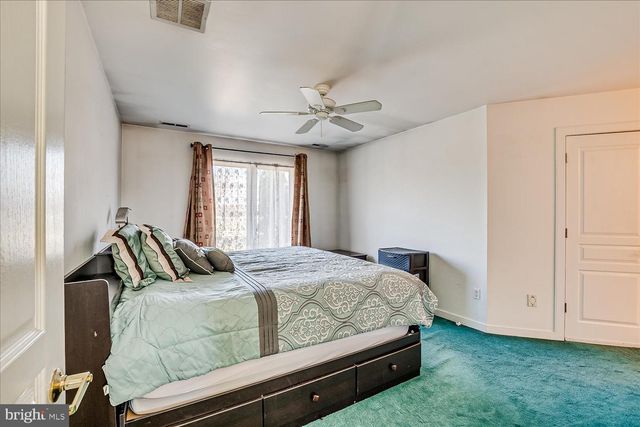 824 WINDSOR PERRINEVILLE, East Windsor, NJ 08520