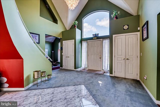 824 WINDSOR PERRINEVILLE, East Windsor, NJ 08520