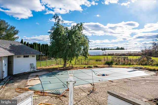 824 WINDSOR PERRINEVILLE, East Windsor, NJ 08520