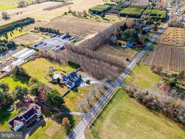 824 WINDSOR PERRINEVILLE, East Windsor, NJ 08520