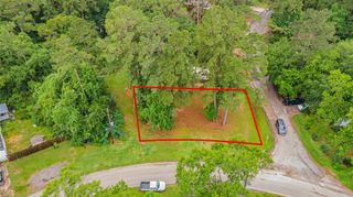 13149 S Lee Shore Drive, Willis, TX 77318