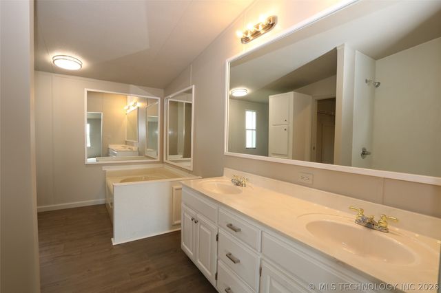 14067 Ridge Road, Oologah, OK 74053
