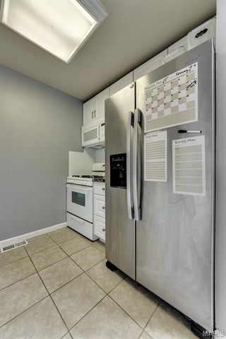 815 Wendevy Court, Ballwin, MO 63011