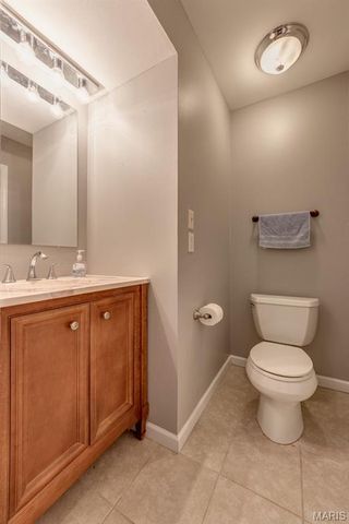 815 Wendevy Court, Ballwin, MO 63011