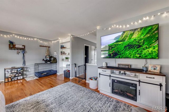 815 Wendevy Court, Ballwin, MO 63011