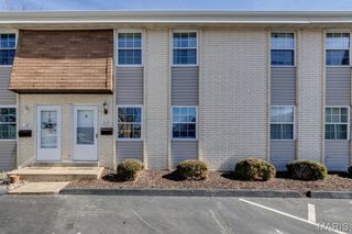 815 Wendevy Court, Ballwin, MO 63011