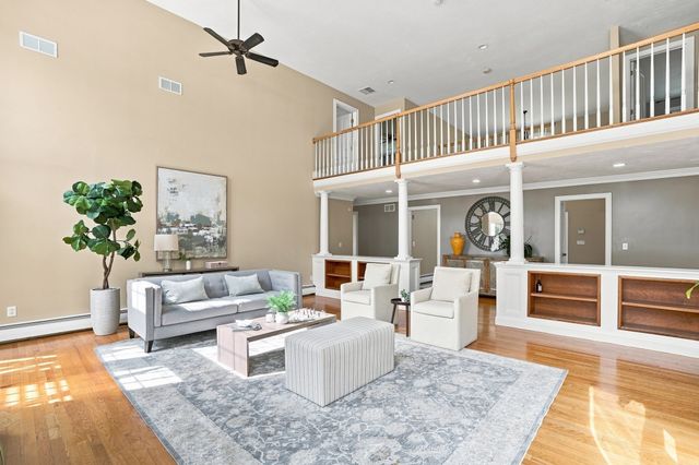 55 Squire Shaler Ln, Lancaster, MA 01523