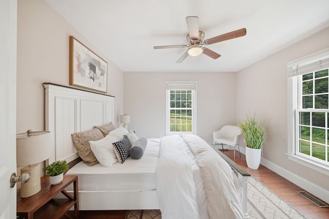 55 Squire Shaler Ln, Lancaster, MA 01523