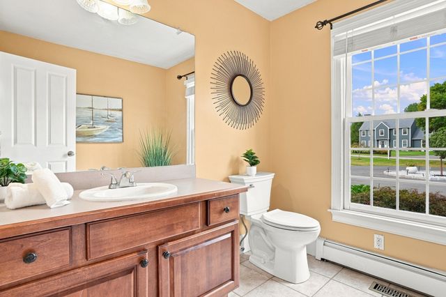 55 Squire Shaler Ln, Lancaster, MA 01523