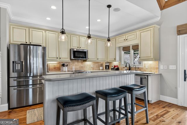 1033 Lakeside Court, Greensboro, GA 30642