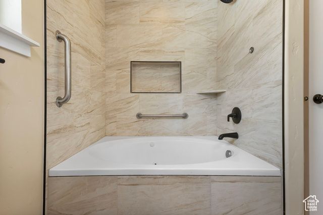 642 E CENTER ST, Pleasant Grove, UT 84062