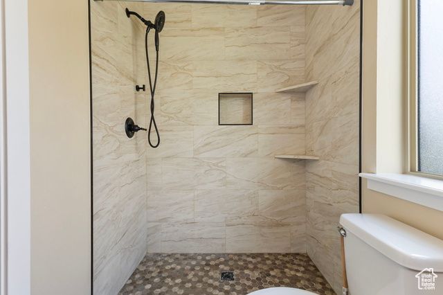 642 E CENTER ST, Pleasant Grove, UT 84062