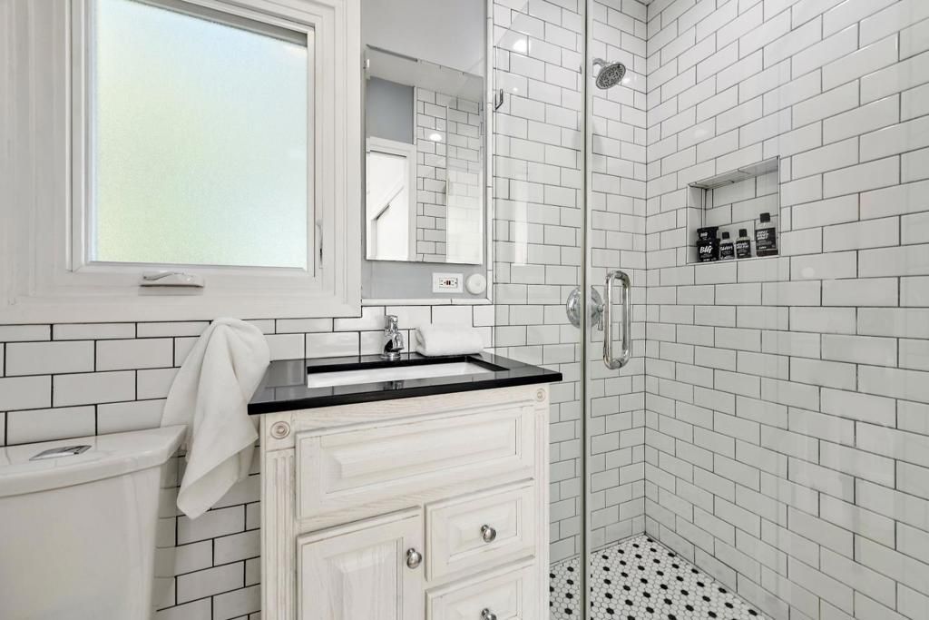 Image 18 of property listing at 931 Peggy Lane, Menlo Park, CA 94025