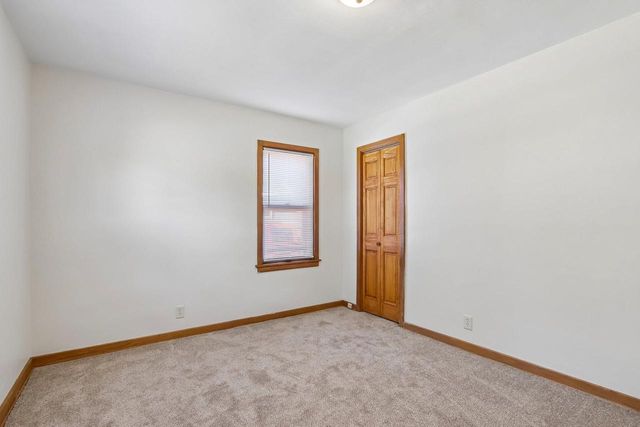 418 Harrison AVENUE, Waukesha, WI 53186
