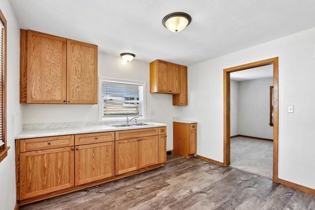 418 Harrison AVENUE, Waukesha, WI 53186