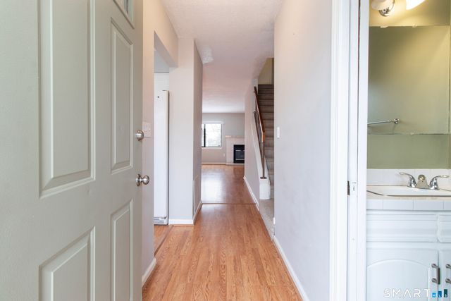 255 Monticello Drive 255, Branford, CT 06405