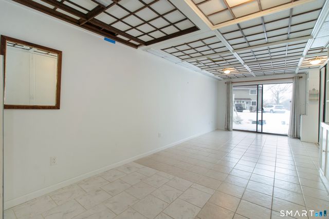 255 Monticello Drive 255, Branford, CT 06405