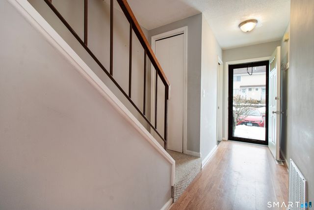 255 Monticello Drive 255, Branford, CT 06405