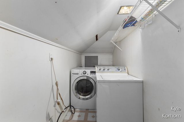 2126 Wyoming Avenue, Wyoming, MI 49519