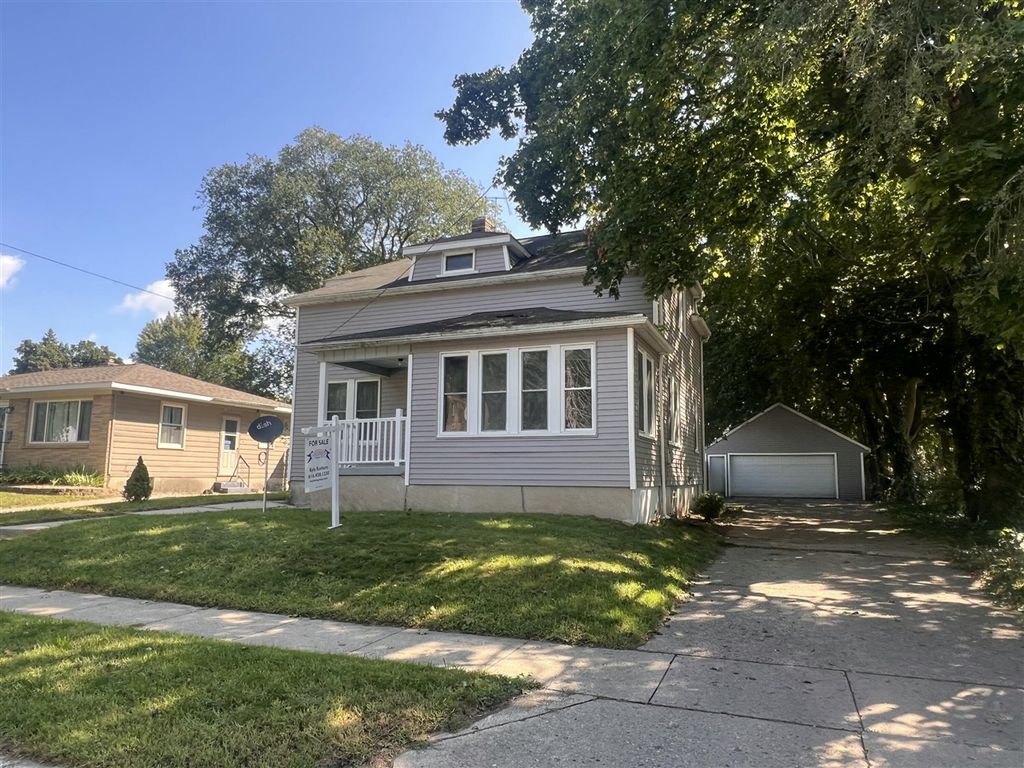 2126 Wyoming Avenue, Wyoming, MI 49519