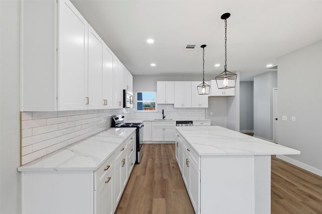 1315 Bessie Street, Fort Worth, TX 76104