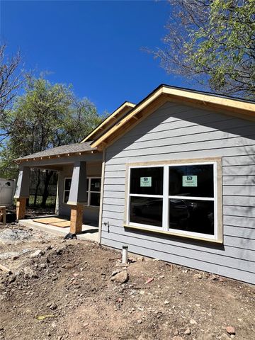 1315 Bessie Street, Fort Worth, TX 76104