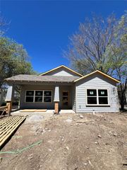1315 Bessie Street, Fort Worth, TX 76104