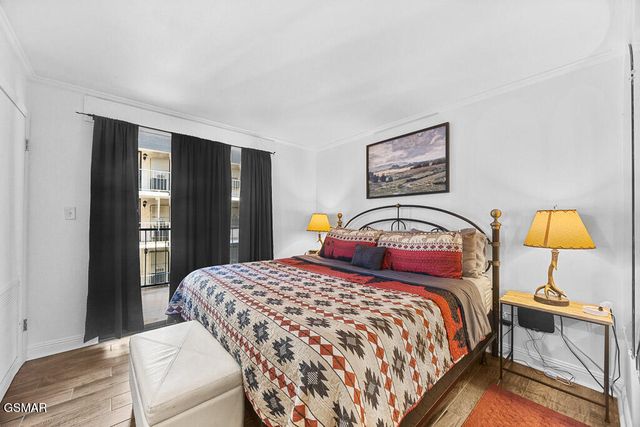 685 River Rd, Gatlinburg, TN 37738