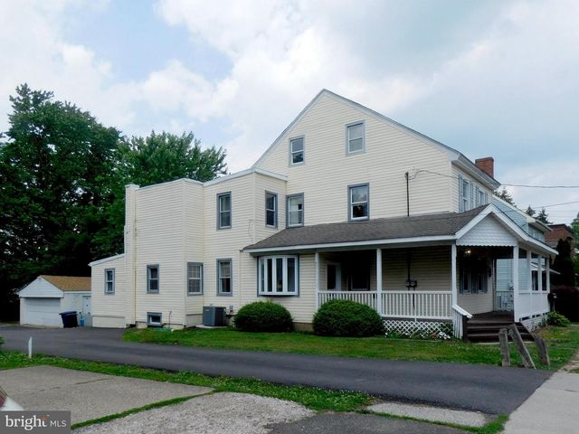 83 E 2ND ST E, Moorestown, NJ 08057