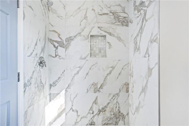 2360 S Hairston Road, Decatur, GA 30035