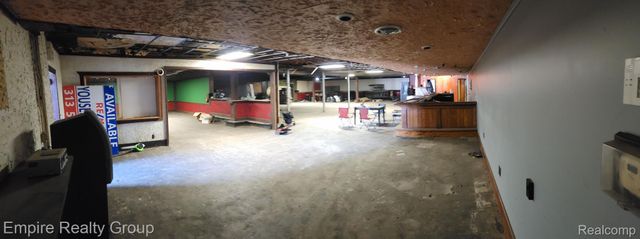 25621 ECORSE Road, Taylor, MI 48180