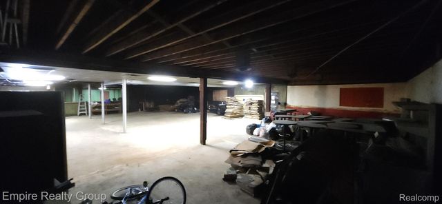 25621 ECORSE Road, Taylor, MI 48180