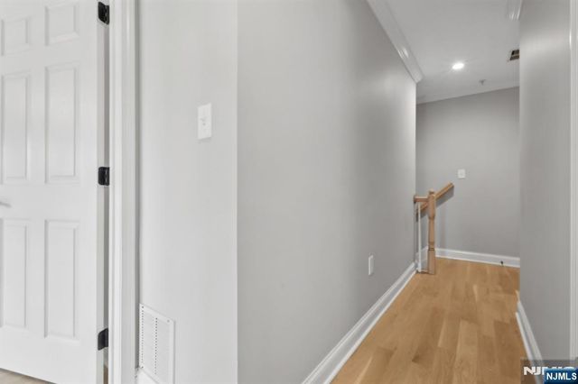 66 Lydia, Guttenberg, NJ 07093