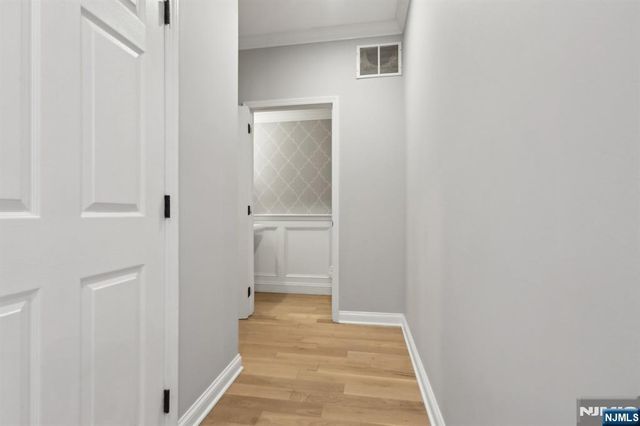 66 Lydia, Guttenberg, NJ 07093