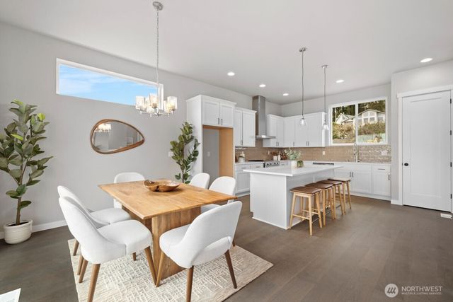 2218 Cleven Park Road, Camano Island, WA 98282