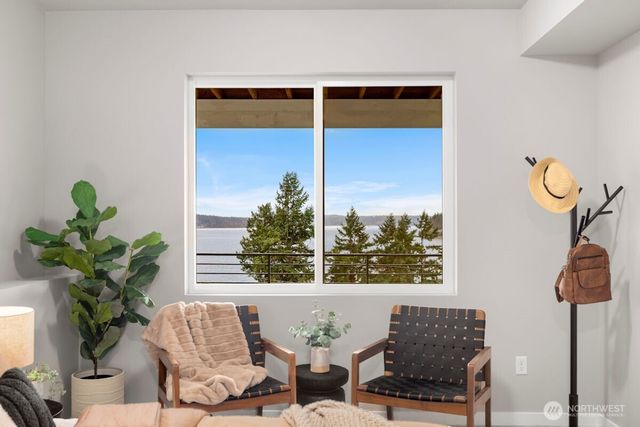 2218 Cleven Park Road, Camano Island, WA 98282