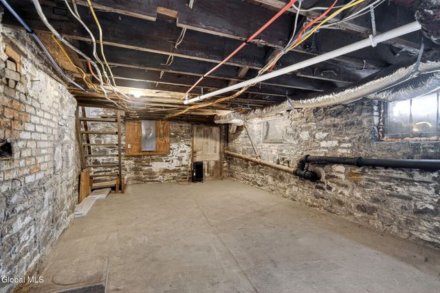 1428 1st Avenue, Watervliet, NY 12189