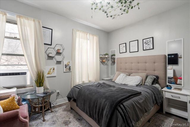 1034 Winthrop Street, Brooklyn, NY 11212