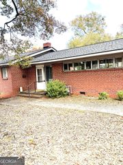 425 N Columbia St,, Milledgeville, GA 31061