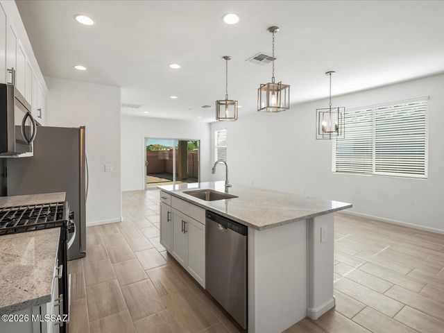 12700 N Fire Brand Street, Marana, AZ 85658