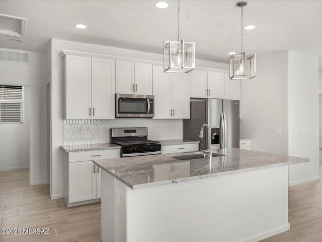 12700 N Fire Brand Street, Marana, AZ 85658