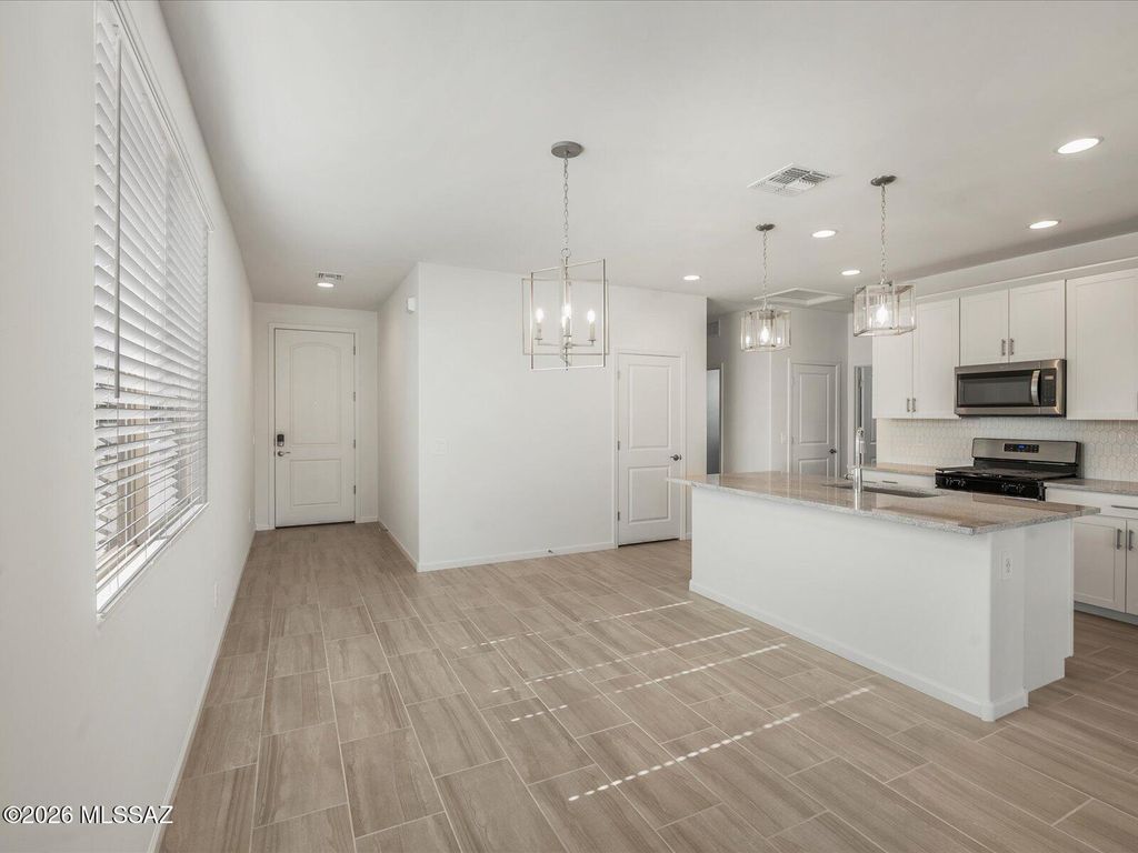 12700 N Fire Brand Street, Marana, AZ 85658